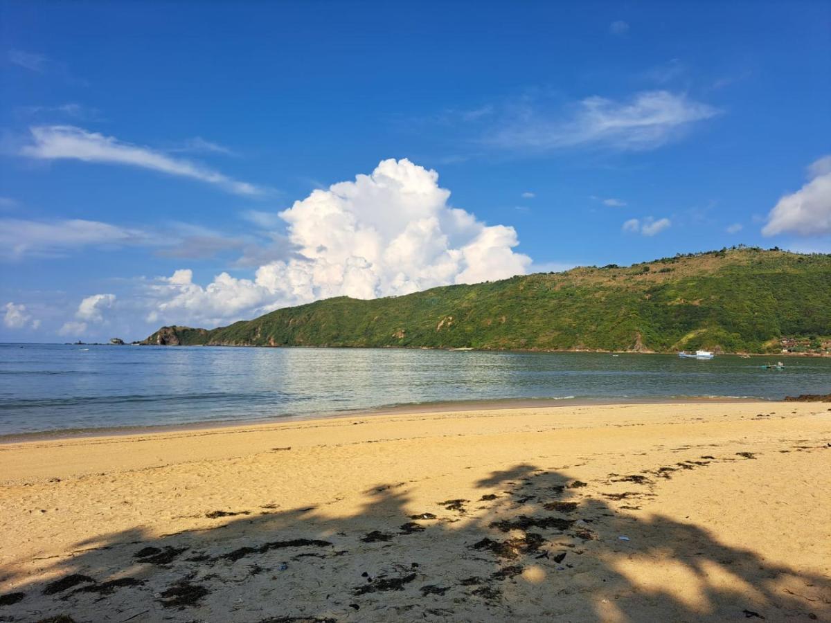 Surfers Beachfront Lombok Hotel Kuta  Eksteriør billede