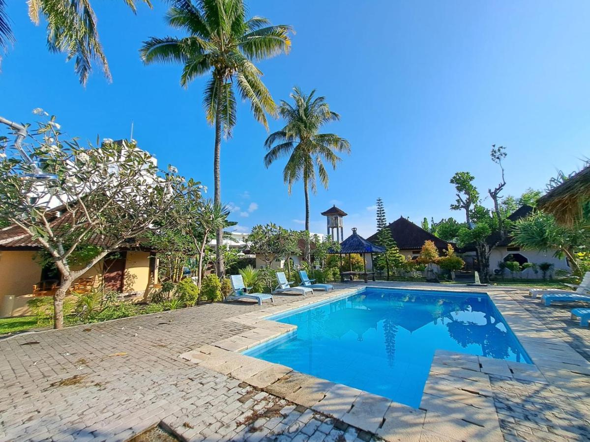 Surfers Beachfront Lombok Hotel Kuta  Eksteriør billede